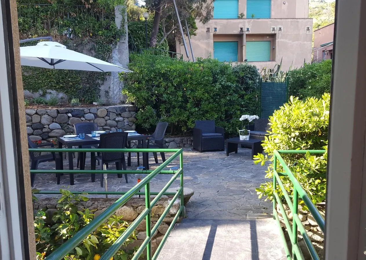 Monterosso Garden House Studio 몬테로소 알 마레