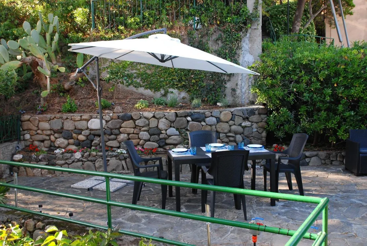 דירה מונטרוסו אל מארה Monterosso Garden House Studio איטליה