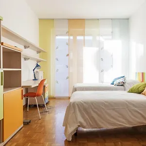  Apartment La Casa Di Cri Sul Naviglio Italy